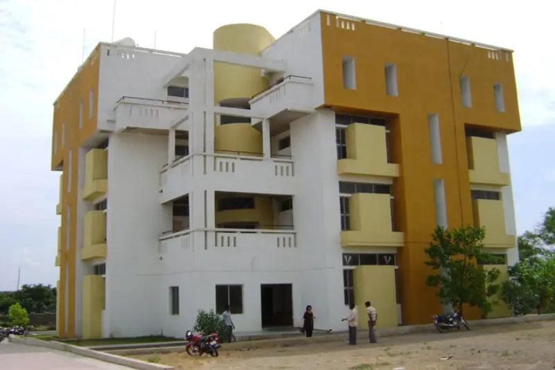 Shivneri Polytechic